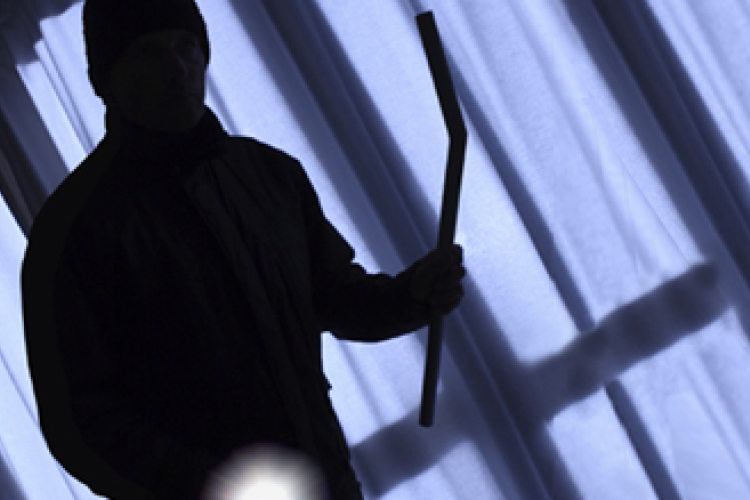 Lopás közben tetten értek két pápai férfit egy régi telepen