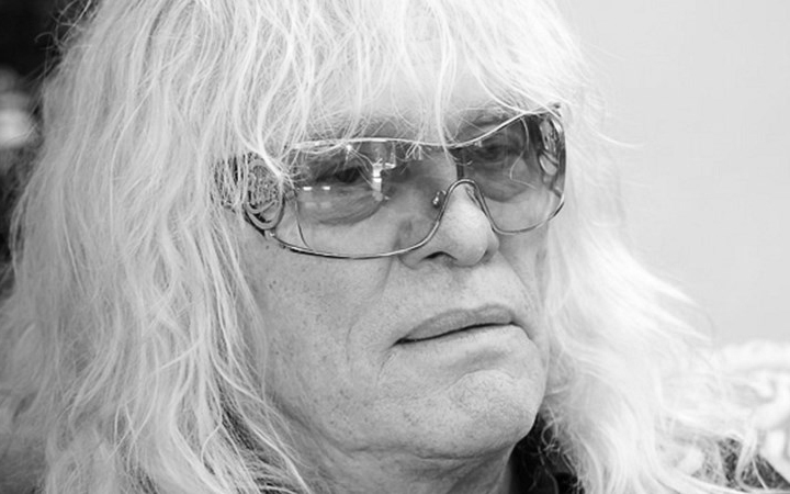 Elhunyt Kóbor János