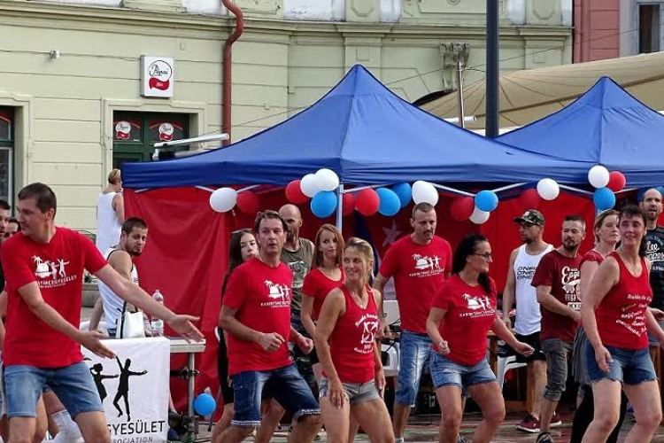 Rueda Rumli volt a Fő téren