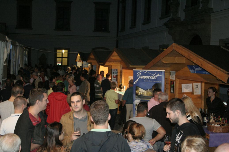 Pápai Csülök Cicege és Borfesztivál - Borszombat