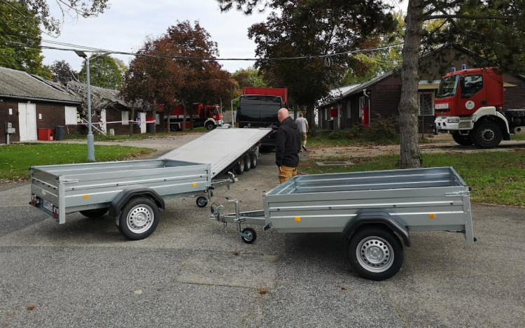 Több Pápa környéki önkéntes tűzoltóság is eszközöket vehetett át