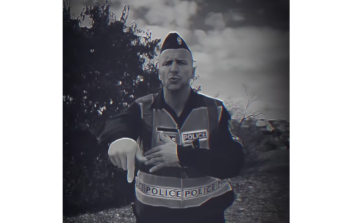 Ezt nem láttuk jönni: Rendőr-rappel toboroznak a Veszprém megyei egyenruhások