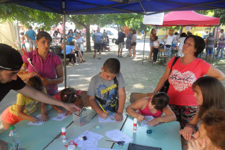 Aegon Játszótéri Nap - Pápa