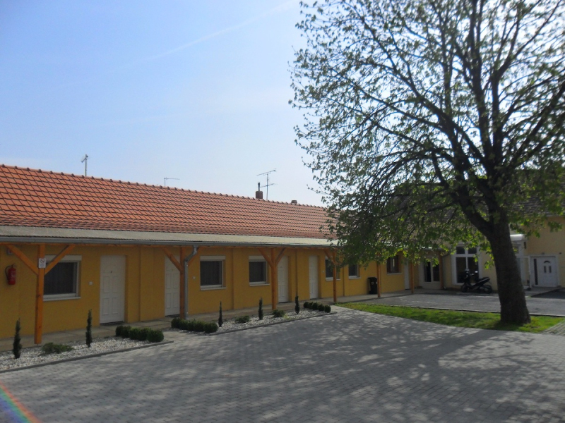 Belvárosi Panzió - Pápa