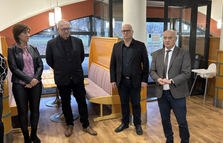 Új kutakat fúrnak a Várkertfürdőben