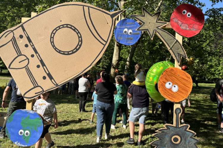 Gyermeknapi időutazás a Várkertben!