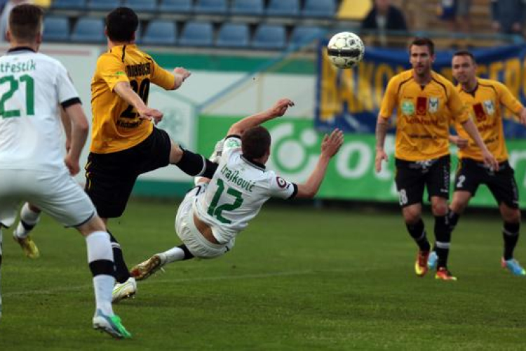 Pontokat hagyott Pápán a listavezető