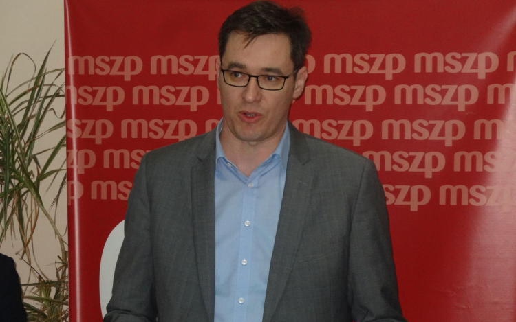 Karácsony Gergely Pápán: Magyarország egy másik jövőt választhat