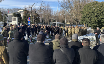 A doni katasztrófa hőseire emlékeztek Pápán