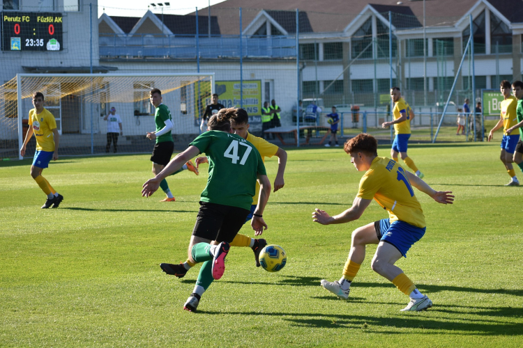 Kikapott a rangadón a Perutz