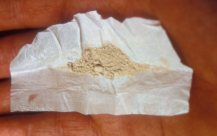 Levélben rendelte a heroint a Pápa-környéki férfi