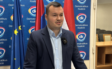 A szolidaritási adó újabb emelését bírálta Molnár Bálint