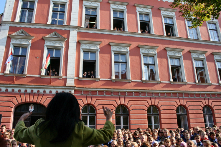 Zene Világnapja 2018 - Erkelesek éneke Pápa belvárosának több helyszínén