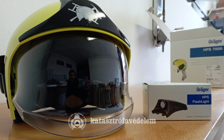 Pályázati forrásból jutottak hozzá fontos eszközökhöz és anyagi támogatáshoz a megyei tűzoltók