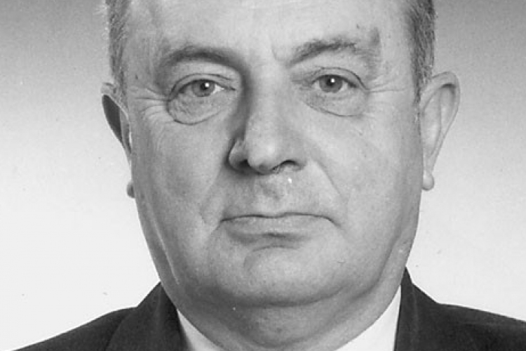 In memoriam Dr. Szundy Béla (1937 - 2020)