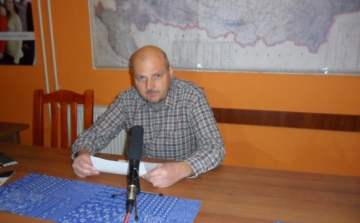 A Jobbik a veteránok nyugdíjba küldését kéri a pápai választóktól