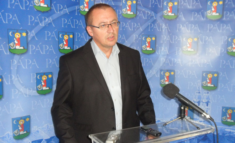 Esőzés: Az önkormányzati csapadékvíz hálózat üzemeltető is felelős a problémákért