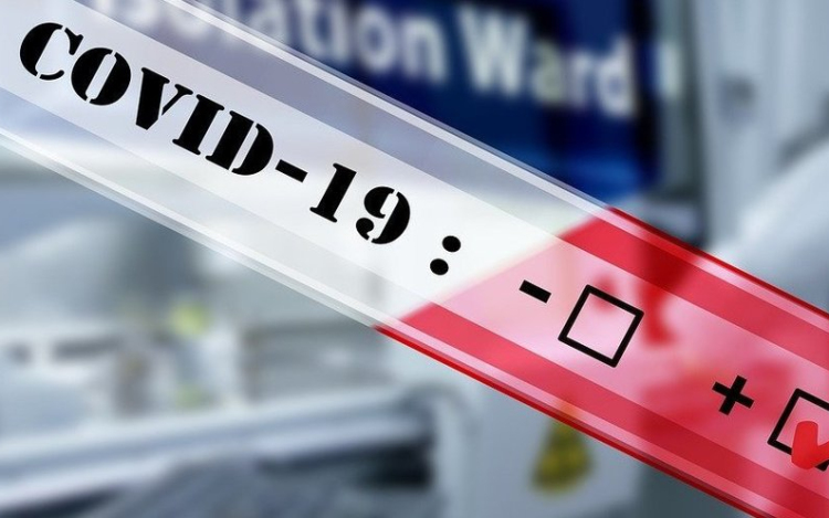 148 karantén, 24 igazolt eset Pápán