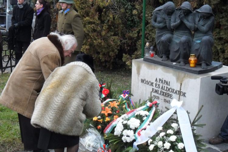 Tisztelet az élőknek, kegyelet a holtaknak - 70 éve történt a doni katasztrófa