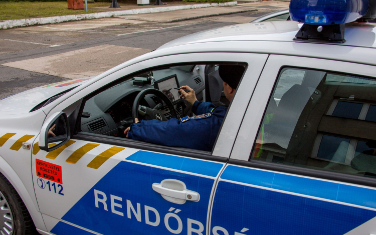 Garázdaság miatt körözték