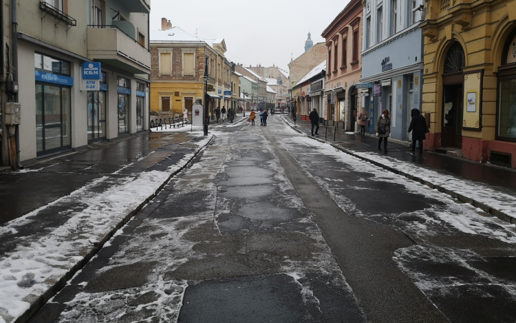 Már az idén feltúrhatják a Kossuth utcát