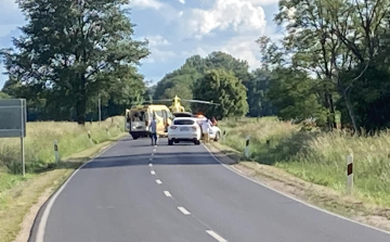 Baleset történt Pápa és Kéttornyúlak között