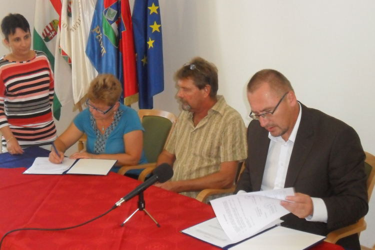 Folytatódik a panelprogram - megkötötték a támogatási szerződéseket