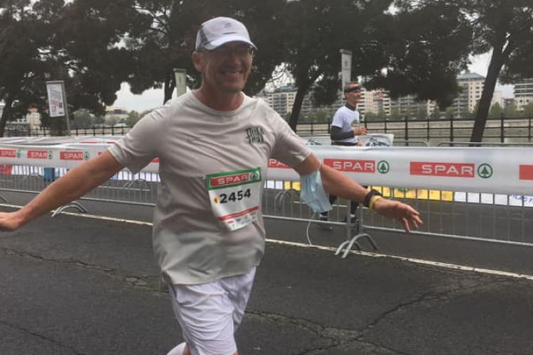 Dr. Áldozó Tamás lefutotta a maratont
