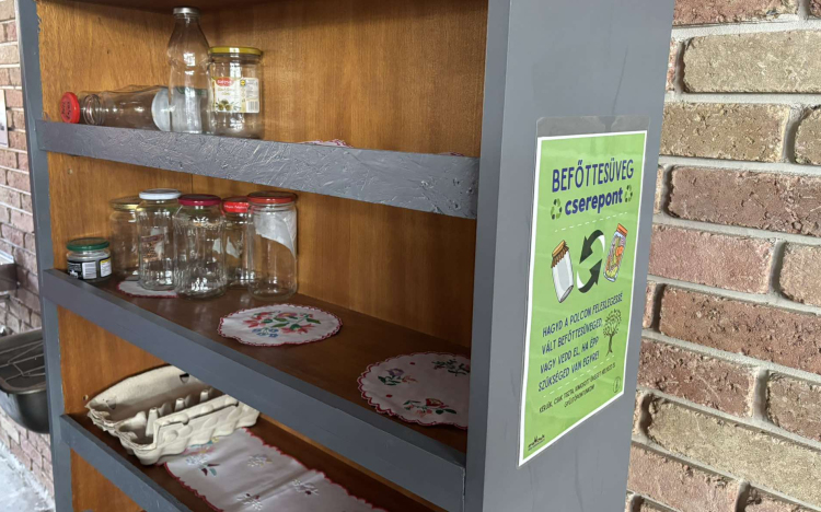 Befőttesüveg cserepont a Piac Csarnokban!