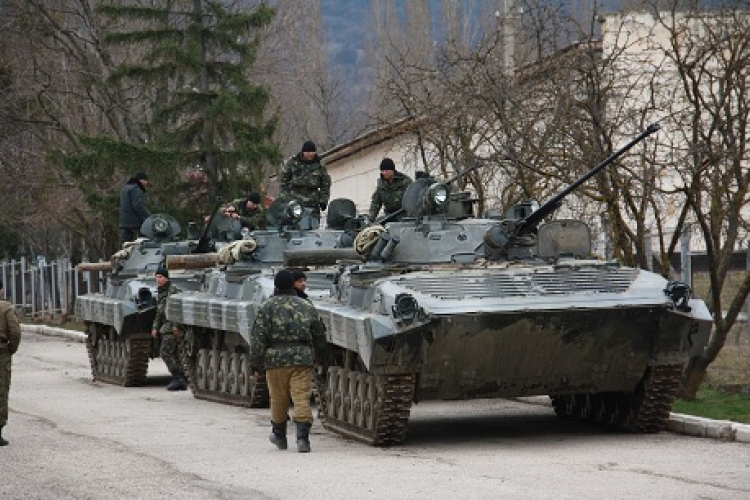 Ukrán válság - Kétszáz harckocsit vezényelt Oroszország az ukrán határhoz
