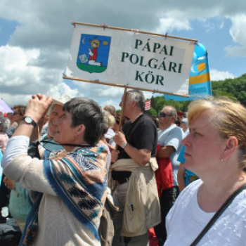 Pápaiak Csíksomlyón