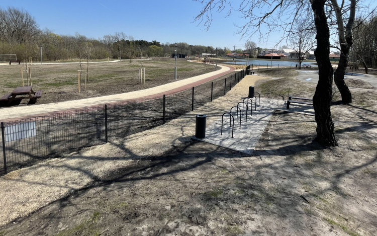 Hamarosan elkészül a város legújabb parkja