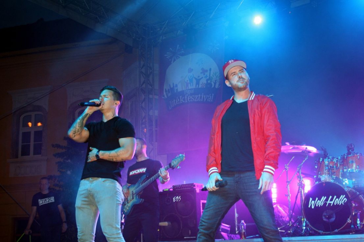 Wellhello Koncert - Pápa