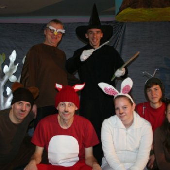 Dé-Mol Színtársulat - A megbűvölt patak