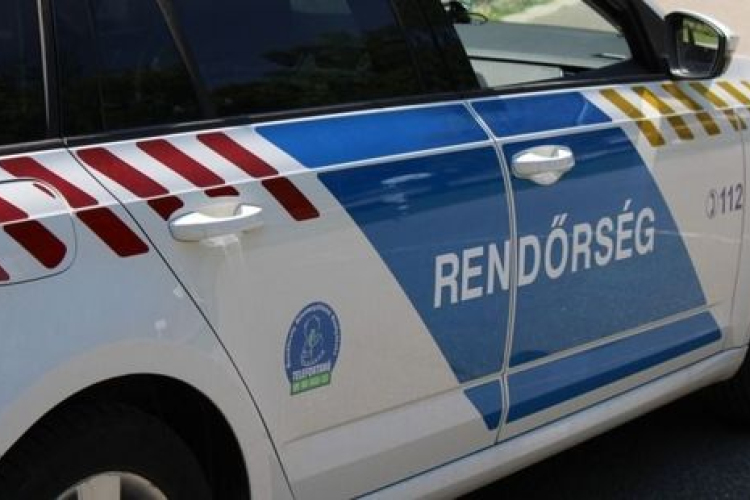 Mellkason szúrta a barátnője, majd hazudott a rendőröknek, hogy védje támadóját