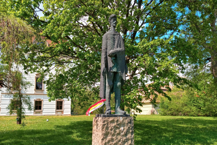 »Köss egy szalagot Petőfi vándorbotjára!« – A mozgalom tovább folytatódik