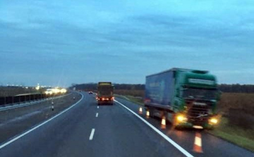 Részeg sofőr hajtott forgalommal szemben az M3-ason