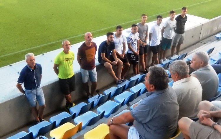 Sokra hivatott csapat épül Pápán - Szurkolói ankétot tartottak