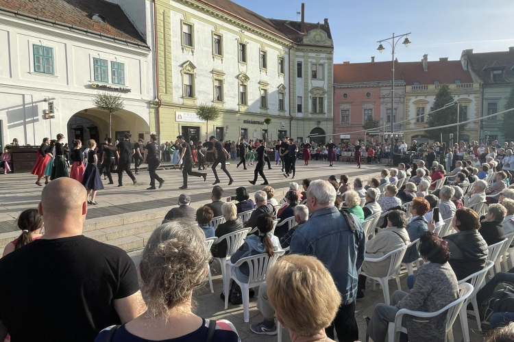 Mindenki táncolt - Tánc világnapja Pápán