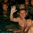 Fürdőztek az éjszakában