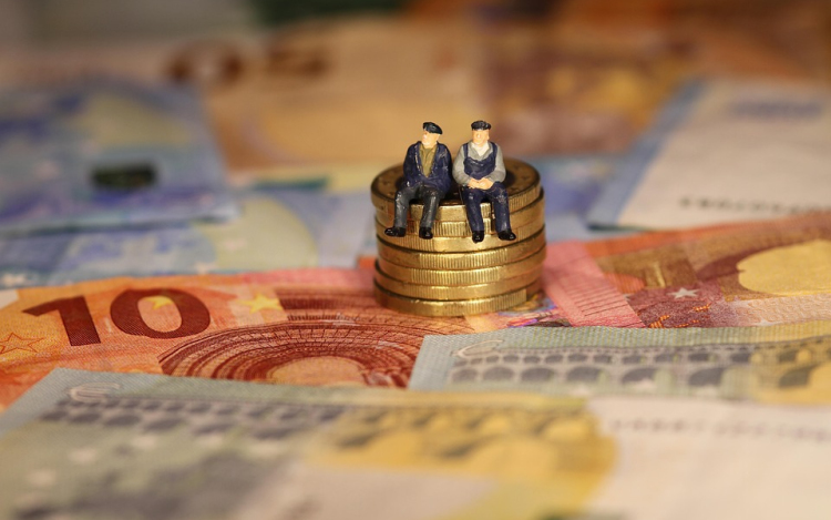 Nyugdíj előtakarékosság: Hogyan kezdd el még ma a megtakarítást a jövődre?