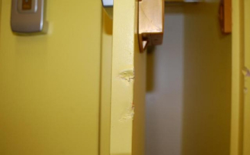 Lezárult az iskolatársát meglopó lány elleni nyomozás