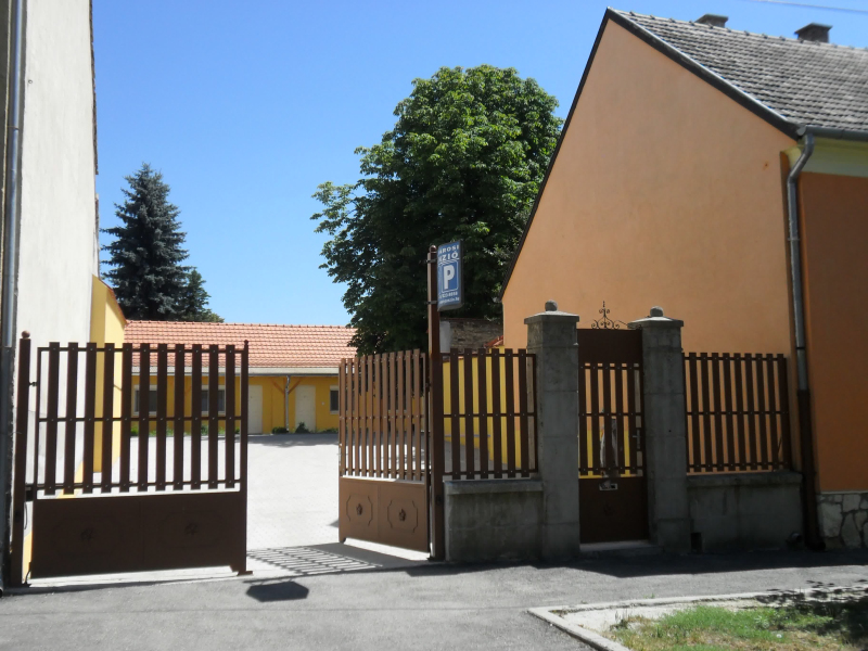 Belvárosi Panzió - Pápa