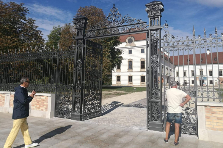 Világhírű opera kötődik Pápához