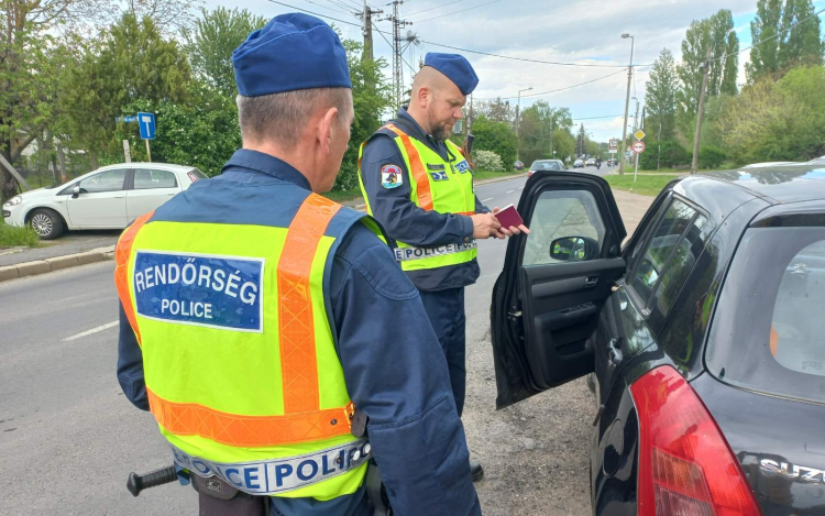 42 személyt szankcionáltak a pápai és az ajkai rendőrök az elmúlt napokban lezajlott akció során