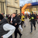 Ostormenet és Szilveszteri Futás a Fő téren - Pápa