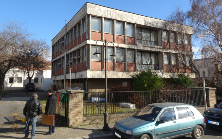 Megkezdődött a vérellátó épületének felújítása