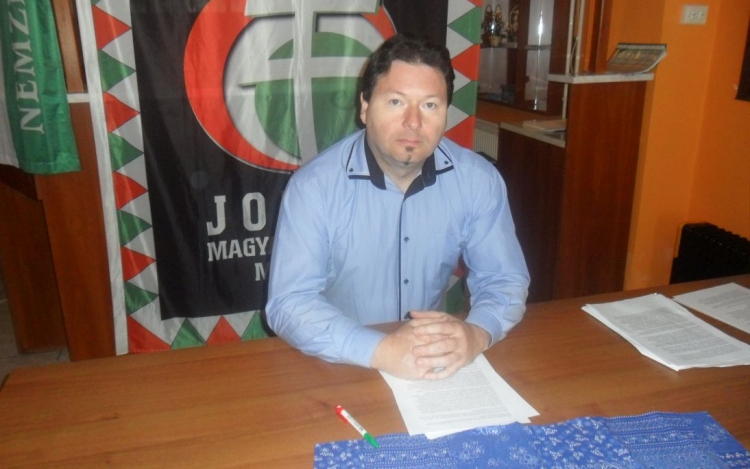 Süle Zsolt: Nehéz év áll a pápaiak mögött