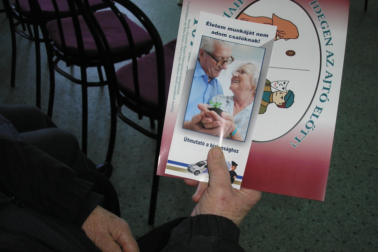 Közösen az egyházaskeszői idősek biztonságáért