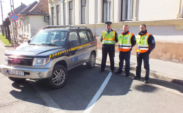 Polgárőrökkel és erdészekkel tartottak közös akciót a pápai rendőrök